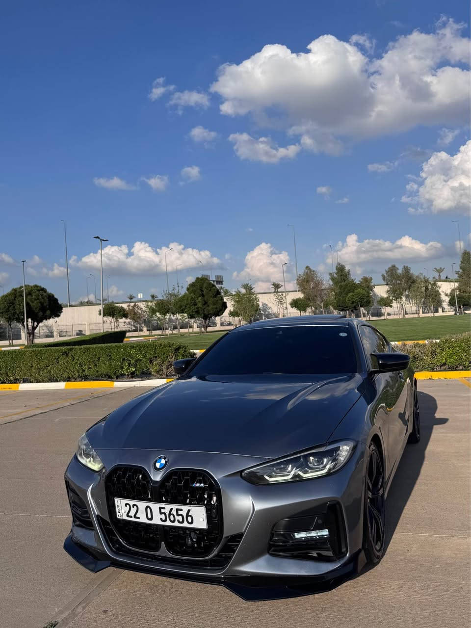 BMW 430i 2021 

سێ پارچەی هەیە بەبێ داخیلی
ایرباک سیستەم 
***********
٧٥،٠٠٠کم ڕۆییە 
سعر : ٢٢٥ و مجال
——-
٣ قطعات بدون دواخل 
ارباکات سستم
مشی ٧٥،٠٠٠کم 
*********** أربيل, العراق
