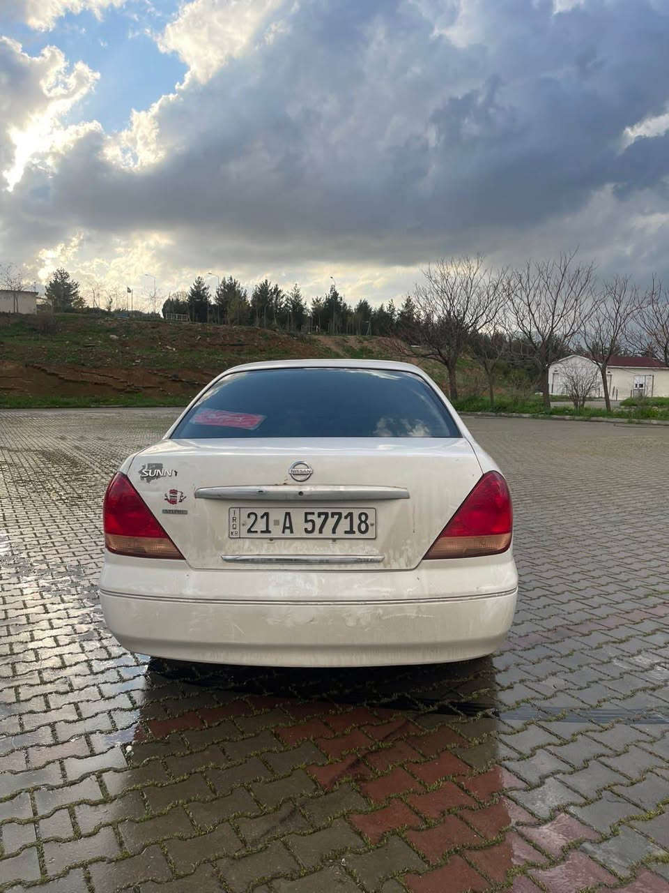 سەنی ٢٠٠٩ 
ڕەقەم سلێمانی سەنەوی تا ٢٠٣٠ تەحویل و خەرامەی بەشەرت
زینۆن 
بلوتوس
گێڕ عادی 
سەقفی بۆیاخە لەسەر ساخی نوقتەی پێوە نیە سەقفەکەی سنوق و چەمەلخی دواوەشی بۆیاخە یەک قرچی بچوکی هەیە هەتا خوا حەز کا سەیارەکە جوانە پێشی چەکوشی پێوە نیە 
تازە پێشی داگیراوە تازە بانسی پێش و دوای گۆڕاوە سایارەکە وەسفی ناوێ ئی ژێر خۆمە بەشەرتی هەموو شتێک 
سعری ٨٠$ کەمێک معامەلەی برایەنە 
ئەگەف موشتەری تێل کە ***********
سلێمانی Singapore
