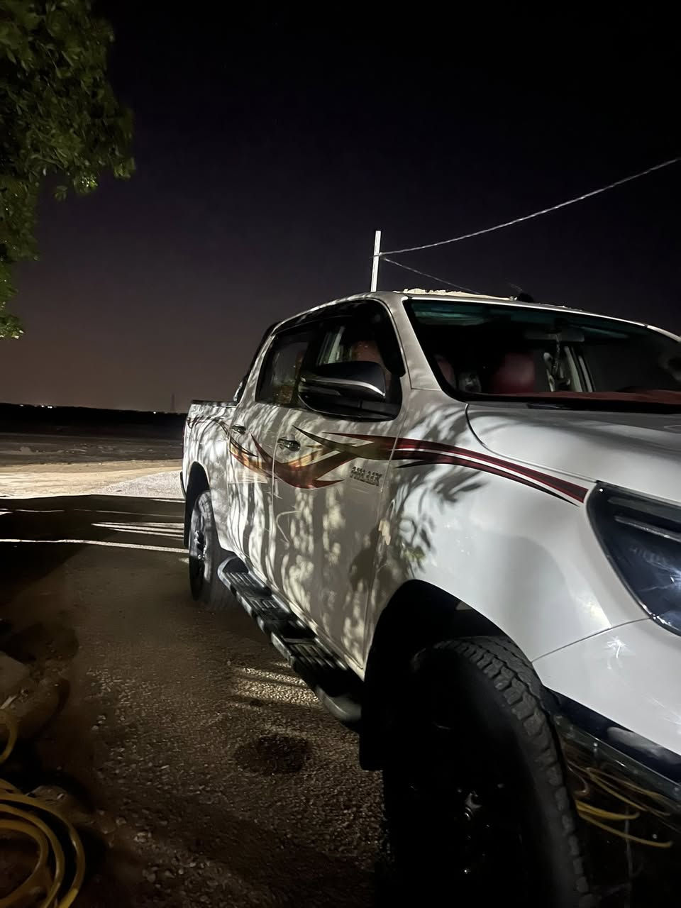 بسم الله الرحمان الرحيم هايلوكس فورويل مكفوله كفاله عامه موديل 2022 أمارتي مداور ثاني يوم ال سعر خاص /رقم *********** مكان ال سماوه
