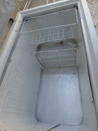 بنجوين • فريزر • مثل الجديده