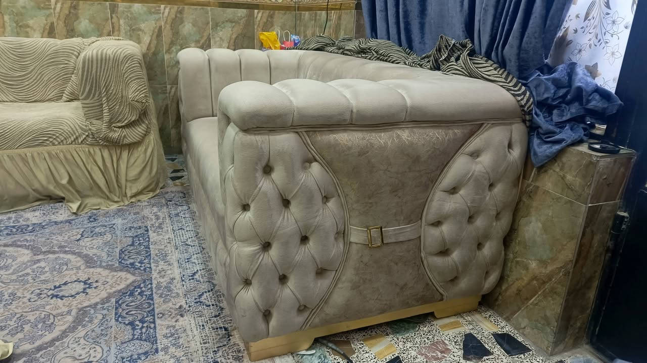 السلام عليكم 
تخم جَديد نضافة 100% 
10 مقاعد + 6 كوشات 
سبب البيع  ، لضيق المكان 
مكاني بغداد مدينة الصدر


**إذا كنت صاحب هذا الإعلان وتريد حذفه لأي سبب، رجاءا أرسل رسالة إلى الدعم الفني**