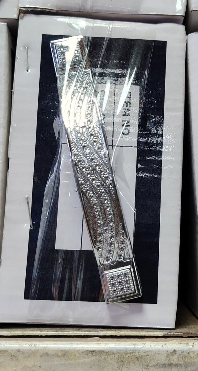 سلام عليكم
يدات كنتور 
المنشأ:الصين🇨🇳
البيع:جمله فقط 
رقم الهاتف:***********
***********
متواجد واتساب
