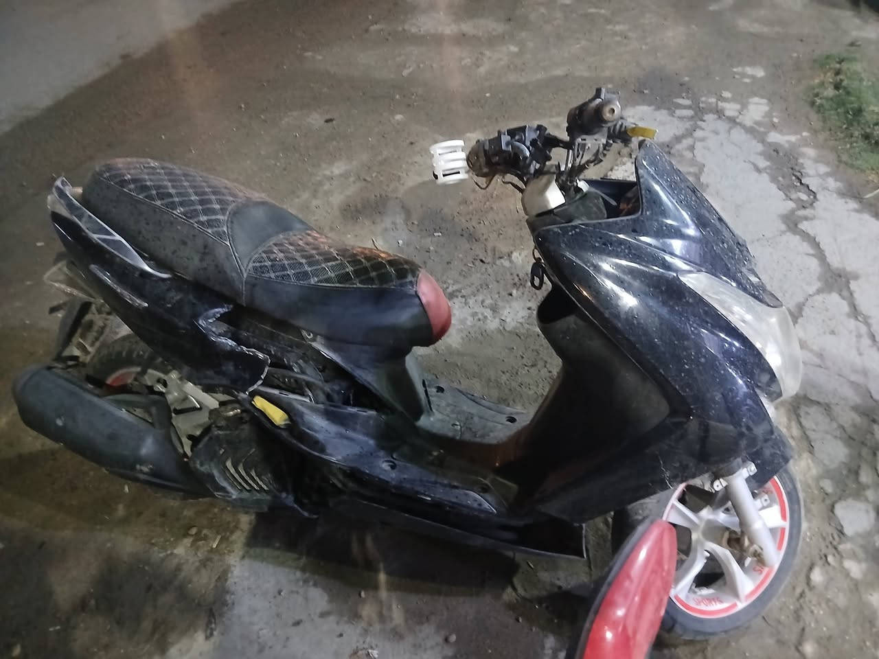 السلام عليكم دراجه ماجسته s حديث 2017 دراجه شغاله ابيع كوم حديد تعال شوف وبيك خير وتدلل السعر خاص ***********
