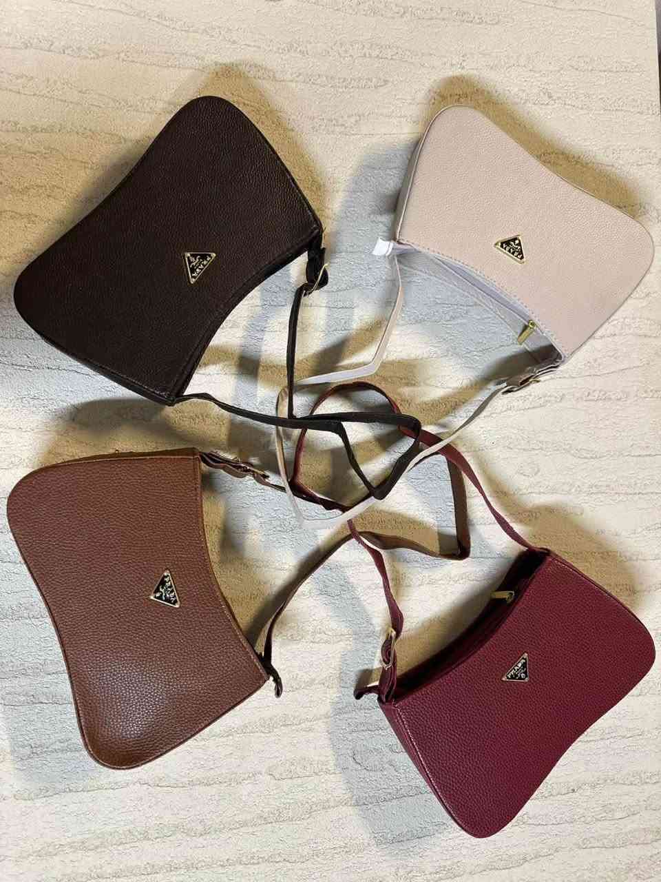 جنطه نسائي ب ٣٥٠٠
مجمع عماد ابو حيدر 

للتواصل ***********
