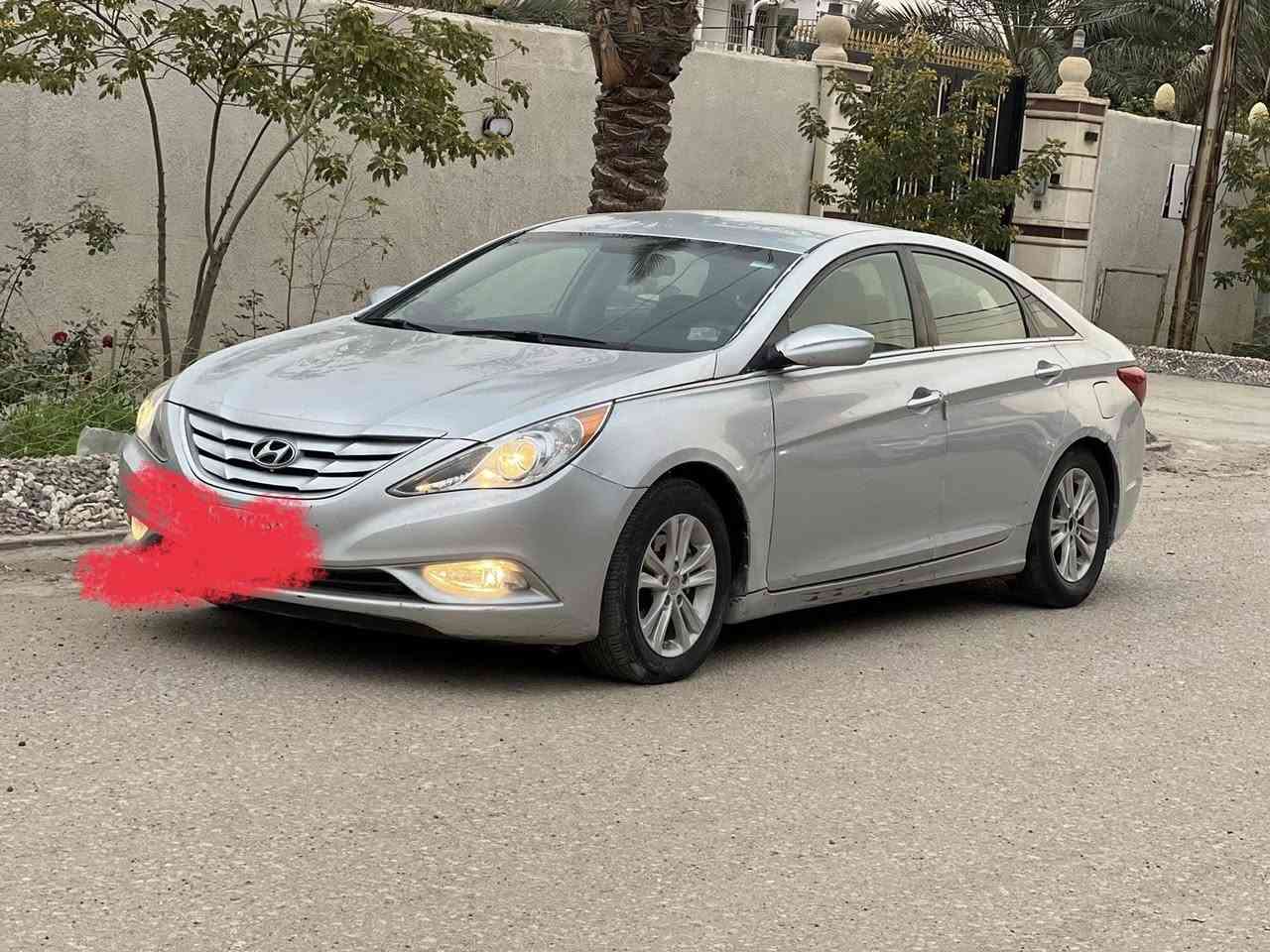 السلام عليكم سوناته ٢٠١٢ حادثه الامريكي بس جاملغ الامامي بدون داخل سياره جديدع جاهزه كير مكينه حداديه تخم تاير 
مابيه كل مقص مكينه ٢٤٠٠ 
رقم بابل باسمي 
السعر ٩٨ ورقه قفل 
مكاني بابل حله
***********
