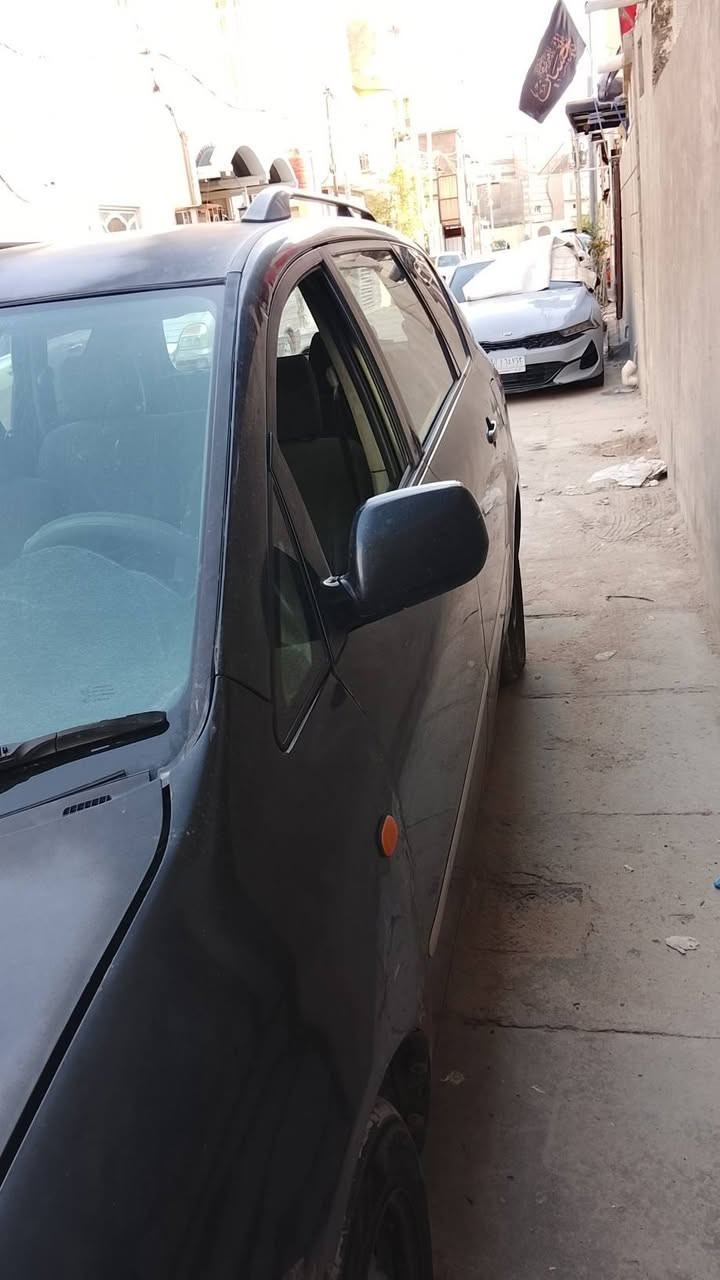 السلام عليكم ابصم موديل ٢٠٠١ معاليه ٢٠١٣امعلايه ومعاملتهه جاهزة حاجزلهه للبيع وصاحبه الشرعي ابو السنويه موجود أتريد وكاله أتريد تحويل السيارة جاهزة كير مكينه تبريد حداديه مكفوله من الصبغ بيهه باردات قليله بس ما مامعجنات السعر ٧٥ وبيعه مجال قليل الاتصال عله الرقم ***********
