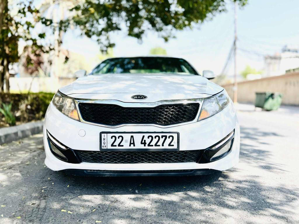 كيا اوبتيما موديل 2014 خليجي 
محرك  وكير خير من الله المحرك 2400 دوش المرغوب… السيارة بدون حادث  مصبوغة حزام اثر شخوط فقطططط كفالة كفالة بدون حادث
مواصفاتها فول ماعدا البانوراما 
رقم السيارة اربيل سنوية ب اسمي مداور ثاني يوم
1: بصمة تشغيل وبصمة بيبان + تبريد قطعتين ثلجج
2: نضام ايكو اقتصادي +مري شفط 
3: تحكم ستيرن جهتين + كروز مثبت سرعة 
4: فتح جنطة ذكية + حساسات خلفية وامامي 
5:ويل كب كروم 5 ويل + كامرة خلفية بلادية 
السعر 125وبيها مجال
كربلاء *********** كربلاء, العراق
