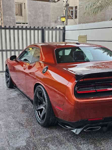 سلام عليكم 
جالنجر  موديل ٢١
رقم بغداد باسمي. انكليزي وهزه جديده
لون مميز  مشمشي
السياره بدون ايرباك لشي ما مشتغل بيه جديده
ماشيه ٦٥ ميل. محر ٣٦٠٠
حادث خلفي جاملغ خلفي ايمن والباب الصدر صبغ ومعجون والجاملغ الامامي فقط كلير توحيد لون معجون
ويل نجمه خسفه
تاير تو سايز
بجم كبس
لايت منضومة زنون اصلي
عندي كزوز صوت شايله موجود
السياره عليه بوليش
بيه جهاز صافره
الاستفسار اكثر
واتس/ ***********
السعر ١٨٧ وبيه مجال للشراي.
العنوان بغداد البياع قرب الهايبر ماركت
