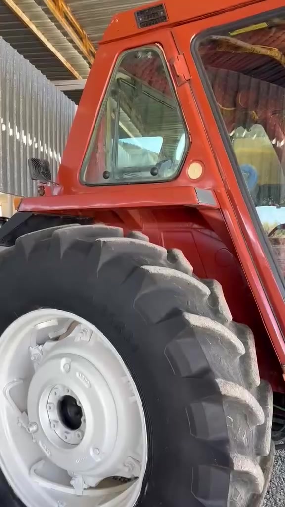 فياد نيوهولند حجم ١١٠ بو فروشتن تايه ي جديد سعر ١٨٥ وه ره قه
ره قه م موبايل ***********
