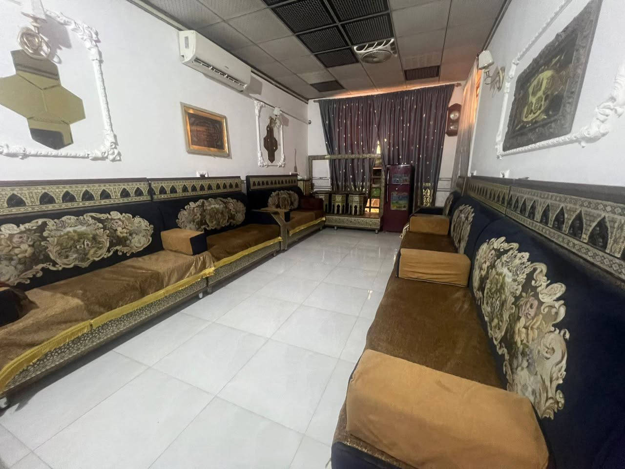 السلام عليكم دار للبيع ركن المساحه 150متر طابقين كامل بيت مرتب
الكماليه المعوقين كاع ابورشاد الله يرحمه ركن عل اربع افرع 
السعر 120 قابل للتفاوض للاستفسار الاتصال عل الرقم ‏7712702519‬‏0 ابوسيف


**إذا كنت صاحب هذا الإعلان وتريد حذفه لأي سبب، رجاءا أرسل رسالة إلى الدعم الفني**