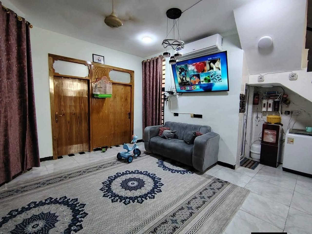 🏡دار للبيع🏡
المساحة: 120 متر مربع
✅ #طابو_زراعي_سند_25_أقرار_محكمه
السعر: 38 مليون  (مع المجال)
الموقع: النجف شارع الصب عمود 317 

مواصفات البناء:
غرفتين نوم وصاله ومطبخ واستقبال حمامات داخليه وخارجيه وكراج 
بناء مرتب (أساس + سقف كونكريت + طابوك)
أرضية بورسلين أبو الـ 60

الخدمات:#بعد_عن_سوق_100م
ماء كهرباء مدارس سوق تبليط مولد

للاستفسار***********او واتساب
