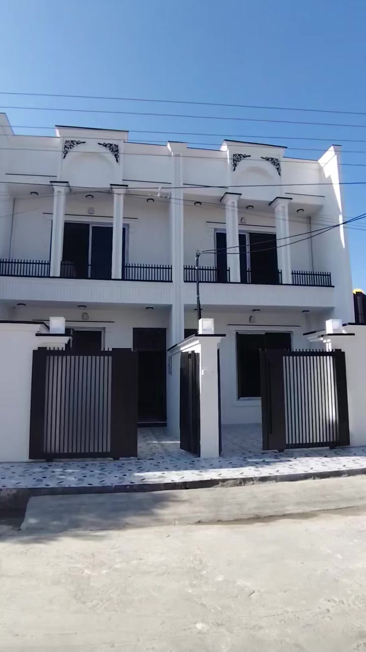 داران للبيع

مساحة كل دار.          100 متر.       واجهة 5

جنس العقار طابو صرف

موقع مميز جداً

حي العسكري.      خلف كماليات طه

نظام دكت تبريد مركزي كل طابق وحد معزول
نظام سستم كاميرات المراقبة أحدث تقنيات
نظام سستم غاز دفن مركزي
نظام سستم حماية كهرباء اوتماتيكي

كهرباء لد كامل البيت داخلي وخارجي

تفاصيل موضح بل فيديو

السعر اتصل آسيا واتس اب

***********
***********

عنوان مكتب
 حي الواسطي
مجاور مول حجي زياد
مجاور صيدلية الهدى
مقابل مزاد شيخ الجبل
مقابل ستائر إيلاف

نستقبل عروضكم وطلباتكم لبيع وشراء عقارات وأراضي سكنية وايجارات سكنية ومحلات مولات مكاتب عمارات مرحبا بكم في محافظة كركوك
