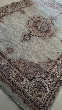 سجادة • ٢×٣م • مثل جديدة