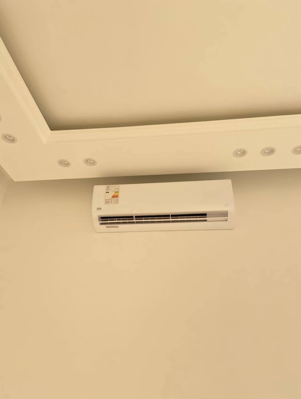 ❄️ صيانة أجهزة التبريد (سبلت ) ❄️
🔧 تنصيب | صيانة | تنظيف | شحن غاز
📍 نعمل في: الحيرة – المناذرة – النجف الأشرف
✅ ضمان على التنصيب
⚙️ سحب فاكيوم للحفاظ على عمر الجهاز
🧊 شحن غاز R22 و R410
📞 للحجز والاستفسار راسلنا خاص أو اتصل الآن
***********🔶🔷
***********🔷🔶وتساب
