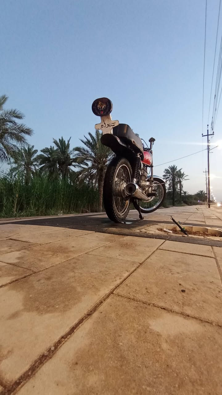 السلام عليكم نامه شلامچه الاصلي مفتوحه ولفات دراجه كلك   دراجه نضيفه وحلوه نصبه تخبل..ملاحضه دراجه بلاد وليس تعمير.. السعر 550 وبيه مجال 
قضاء المدينه بني منصور 

***********واتساب 

***********اتصال
