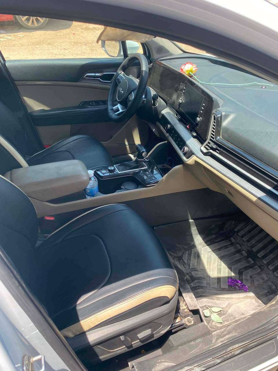 مكلف بالنشر للبيع فقط 
سبورتج 2024 خليجي 
السياره جديده
 ماشيه 29الف km 
بصمه تشغيل وتشغيل، عن بعد 
بصمات عدد ح اصلـات
 كفاله عامه من الصبغ والتبديل والبارد 
ترحيب ابواب ومري 
شاشه
 شفتات بالمقود كامره رادارات حساسات نقط عميـه
 تبريد شاشه
 سايد بريك بصمه
اوتو هولد 
(مكينه 2000 دوش ()
 ()بك لايت لد )) 
ويل 19 
تشغيل عن بعد
 شاير بلمري
 مكانها مركز الحلة
لاستفسار التواصل ***********
