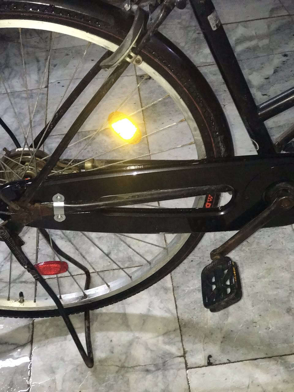 سلام عليكم بايسكل للبيع نضيف جدا جدا شخطه مابي مال حاويه وكله جديد اي عطل مابي وكامل غراض هوه وجمبزه لون اسود موديل 2016  السعر 85وبي مجال


**إذا كنت صاحب هذا الإعلان وتريد حذفه لأي سبب، رجاءا أرسل رسالة إلى الدعم الفني**