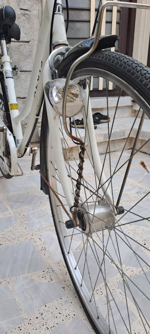 باسكل عبد الحليم ماركه باله⚡️
كير خارجي 6 سرعات 🚴‍♂️
دينمو ولايت شغال 💥
لشه المرغوبة السعر (130) ألف 
*********** الموصل الأيسر
