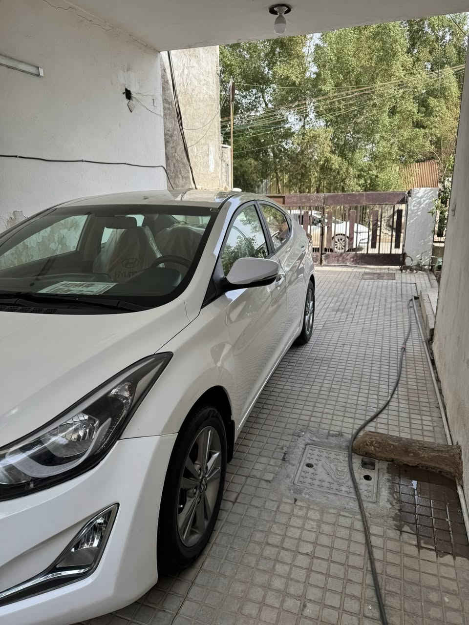 سلام عليكم النتره 16 خليجي رقم ذي قار السياره ترايه اذا مو مال زيرو تخذه بلاش ماكو شي مابدله بيدي مكاني بغداد شارع فلسطين 
***********  مسويله سونر مرفق معه الصور  السعر 110
