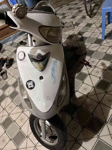 ماكس منغولي للبيع بوشه 55 صالنصه FM شلعه فول شرط تعلك بيك كهربائياتها كلها شغاله نقصها بس قبق هندر السعر 400 وبيها مجال للاتصال ***********
