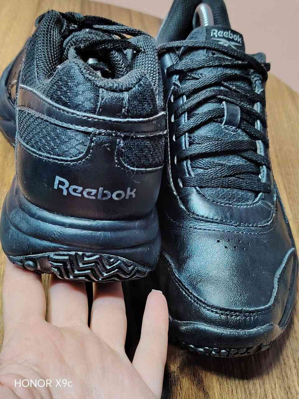 ريبوك اصلي قياس ٤١ باله جديد


**إذا كنت صاحب هذا الإعلان وتريد حذفه لأي سبب، رجاءا أرسل رسالة إلى الدعم الفني**