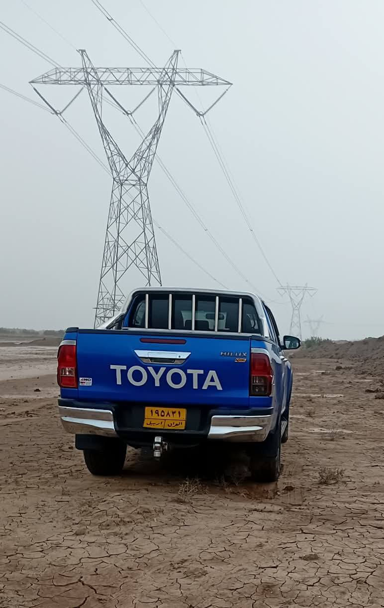 السلام عليكم للبيع هايلوكس تو ويل موديل 17 محرك كاز بلادي كير اتوماتيك  ماشيه 170 زيرو  مكفوله كفاله عامه سنويه لل٢٤ يعني صاقطه مكان واسط قضاء العزيزيه سعر 220 $ ورقه قفل للستفسار ***********

 ‎0772 782 5845
