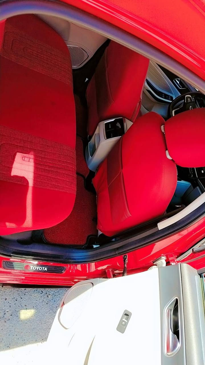 سياره شيري أريزو  5للبيع موديل ٢٠٢٤ تحكم ستيرن اللون أحمر مميز سياره مكفوله محرك ١٥٠٠ تيربو تنفس طبيعي ماشيه ٨ آلاف السعر ٩٨ وفيها مجال بسيط للشراي مكاني الدوره جمعية خيرالله للاتصال ***********
