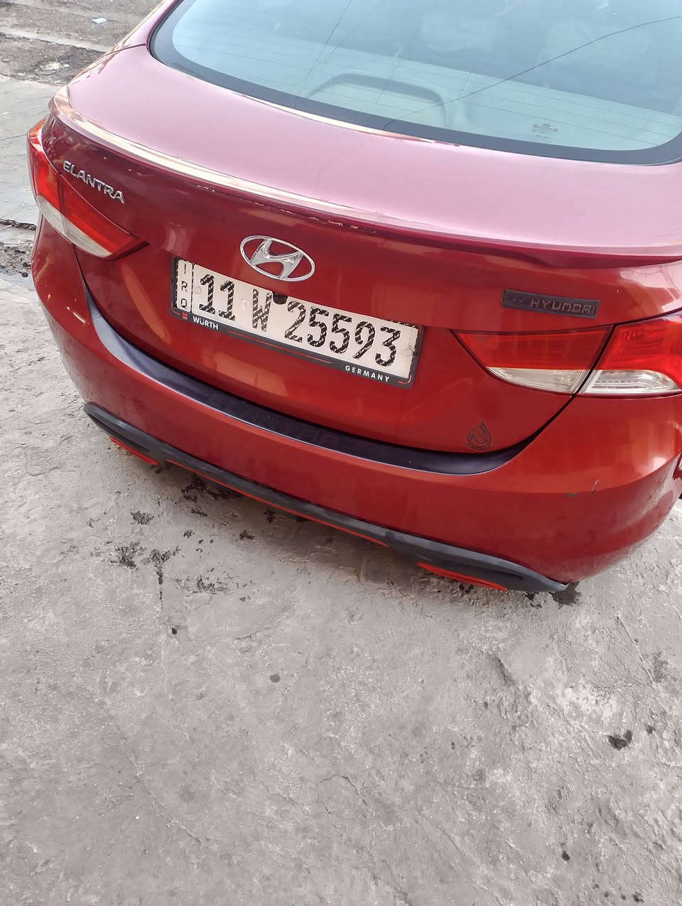 السلام عليكم ورحمة الله وبركاته 
النترا 2012أمريكي الون احمر ماشيه 108 ميل السياره باسمي الرقم الجديد   مكان سيارة بغداد  ا السعر 90 ورقه وبيها مجال 
للاستفسار 
***********
