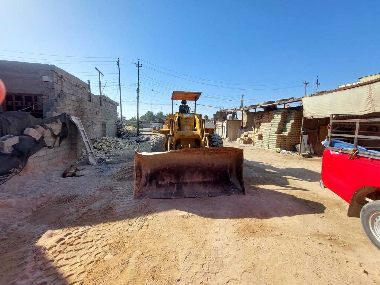 شفل كتر ٩٣٠ جاهز محرك كير دفع رفع رقم وسنويه بدون تحويل مكان بغداد مناسب سعر ب٧٥ وبي مجال لاتصال ***********
