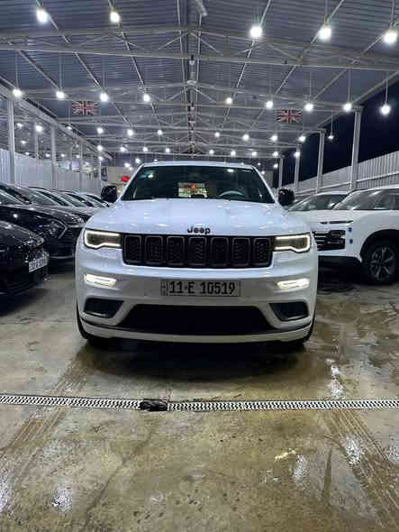 السلام عليكم اخوان للبيع او مراوس جيب خليجي اس موديل 19فوول مواصفات مكفوله عدا كارت بلداعاميه موضح بلسونار ماشيه 42 حقيقي السعر 335 وبيه مجال بسيط استفسار ***********
