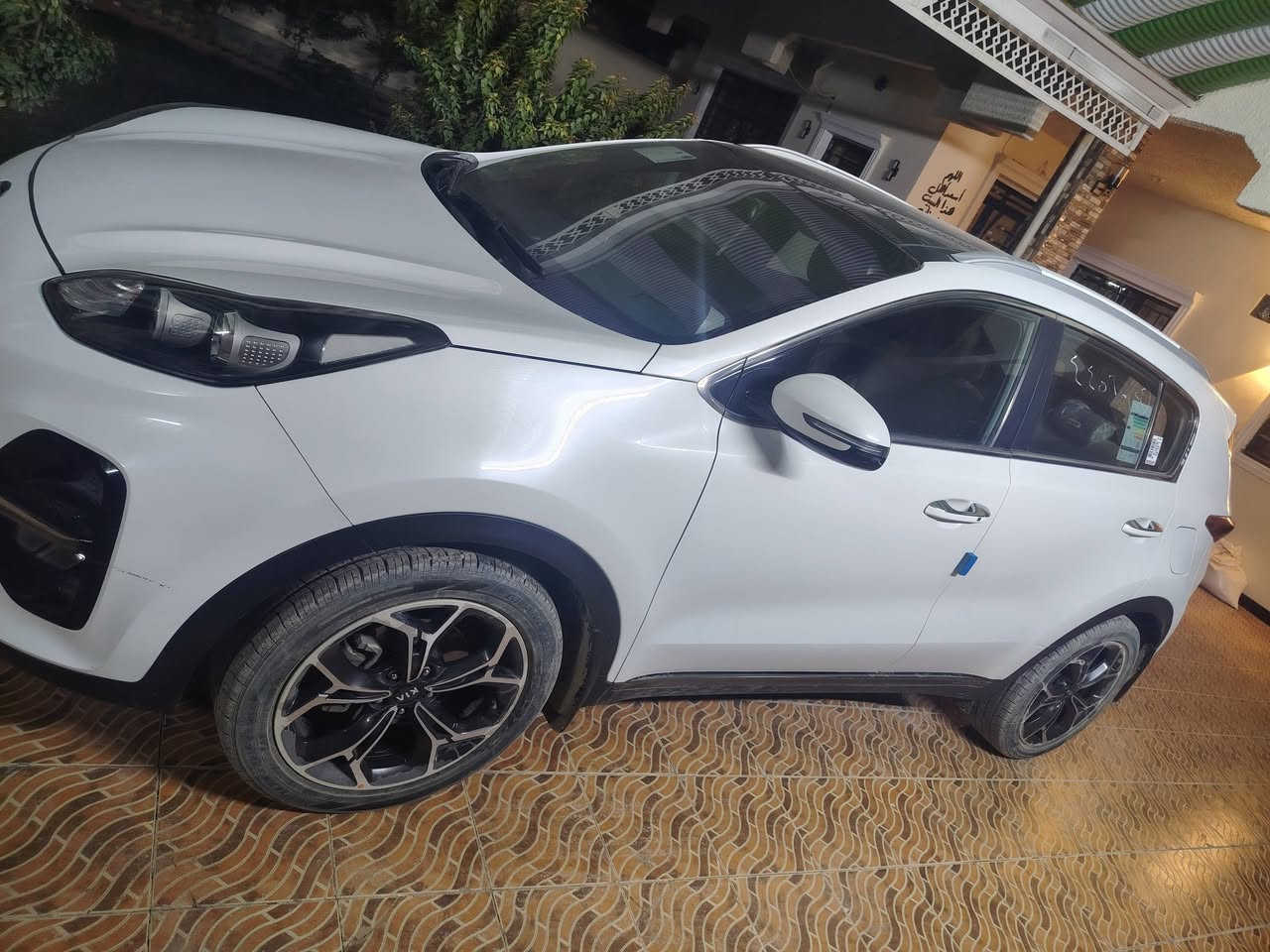 السلام عليكم
كيا سبورتج خليجي(جيتي لاين)  
 موديل 2019
ماشية 55 الف
 فول 1/1 اعلى فئة بالموصفات معوفة لجيتي 
موصفاتها : 
مكينة 2000 دوش
بصمةتشغيل
بصمة عدد 2
وبصمة ابواب 
بانوراما
ترحيب عند الاقتراب
شاحن واير لس
مري شفط 
جنطه كهرباء 
لد نهاري  + بك لايت LED 
لايت ضباب
ويل كب 19
كشنات جلد + كهرباء السائق والصدر
مود درايف DRIVEMODE 3انضمه
ستيرن رياضي  
تحكم ستيرن فول مع تحكم بلوتوث
قطعتين تبريد امامي خلفي 
سايد بريك بصمة 
لايت اوتو
اريل نفكيشن
حساس امامي
حساس خلفي
نضام منحدرات
5 ويل مال جيتي
شفتات ستيرن
شاشة اعطال
مكفوله 
رقم بغداد باسمي تحويل مباشرة 
220 ورقه 
اي استفسار 
*********** واتساب 
مكان بغداد قرب مجمع البدور
