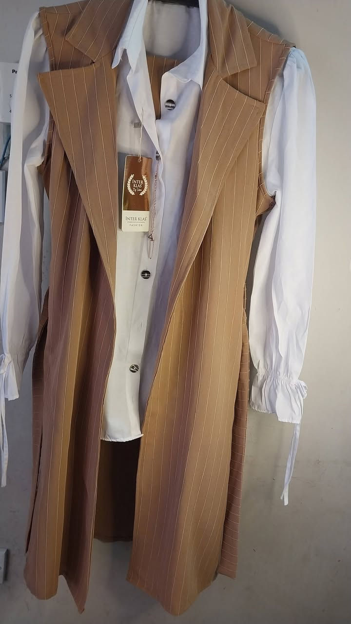 بنات عندي سوت يجنن ماركه قياسه ٣٨ ٣ قطع سعره ٢٥ ابد ما مستعمل ولا دقيقه طلع بي صغر اخذته لبنت اخوي


**إذا كنت صاحب هذا الإعلان وتريد حذفه لأي سبب، رجاءا أرسل رسالة إلى الدعم الفني**