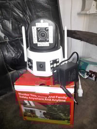 كاميرا مراقبة واي فاي ذكية بسعر25 الف  المعامل سوق العماري  0771169054...