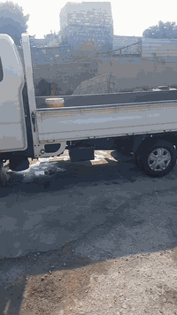 السلام عليكم كيا 2018رقم بصره سياره نضيفه كير وشاصي ومكينه بيهه خيط تبخيرالسعر 115وبيه مجال 
 مكاني البصره رقم تلفون ***********
***********
