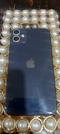آيفون 11عادي  شاشة أصليه  بطاريه 94 سعر 150 واتساب 07707855595
