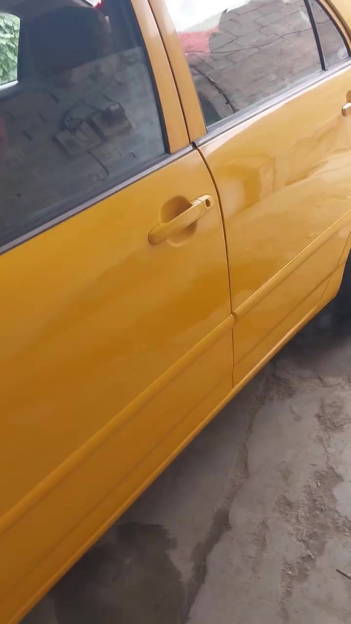 البيع كورلا نحله 2006 امريكي محرك جديد كربائيات ضفيره جديده كلها علئ ايدي السياره خير من الله سعر 75 بيها مجال قليل سياره ***********
