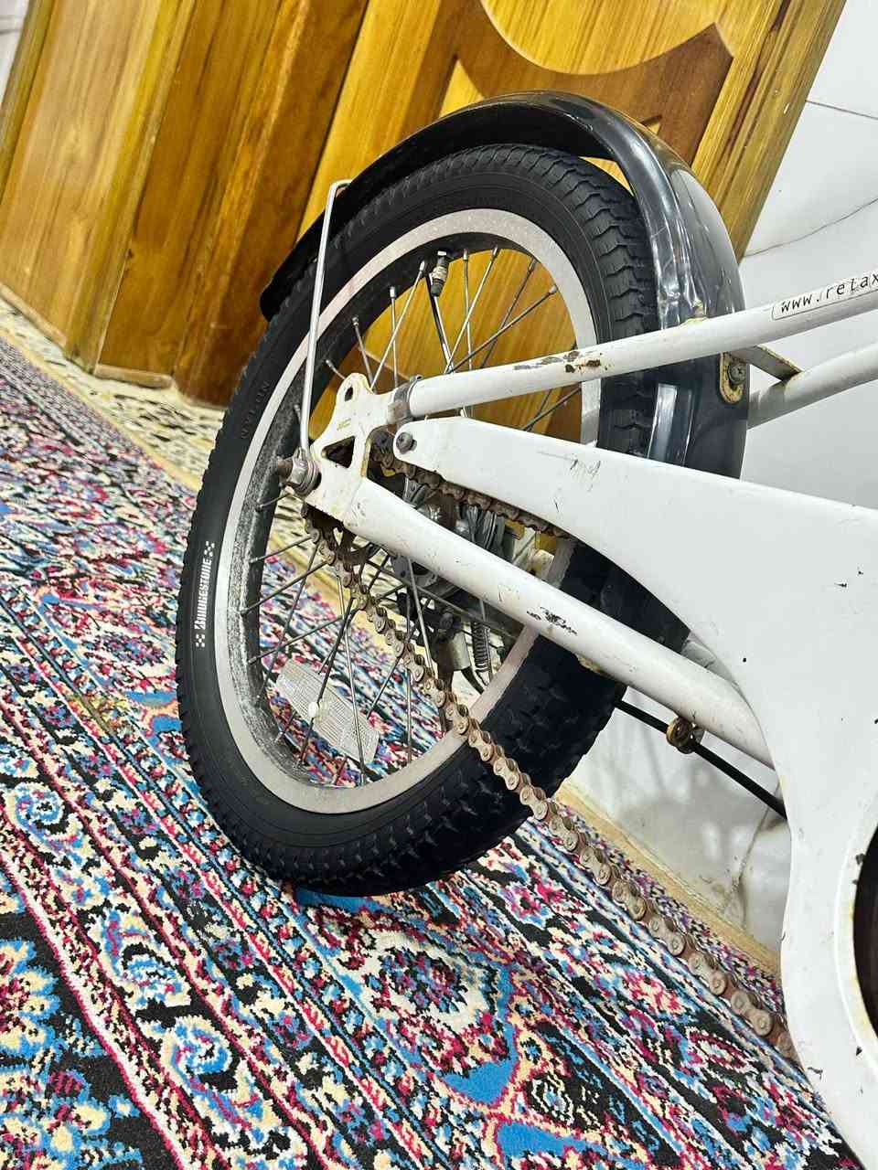 السلام عليكم بيسكل برج استون للبيع كاشي مناقصه العنون  بغداد الحسينيه مال راشديه السعر ب80 وبي مجال بصيط الاستفسار *********** متواجد خاص
