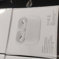 ايربود ابل برو • ٤ قطع • الديوانية