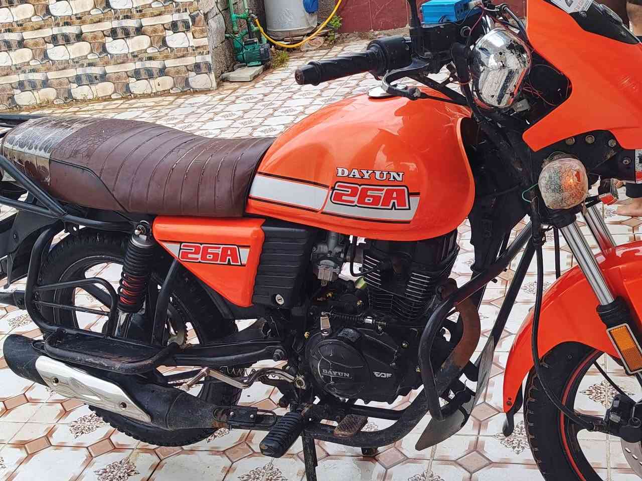 دايون للبيع موديل 22اوراق كامله اصوليه مامشي شي قليل مال بيت  محرك 150مكفول كفاله عامه كله شغل تشغيل عن بعد  السعر 1450 بيه شي بصيط  لاتصال *********** مكان رفاعي
