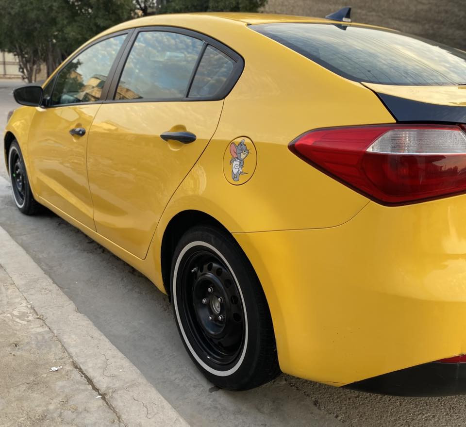 كيا فورتي موديل 2016 وارد امريكي تبديل جاملغ امامي فقط وبيها تصليح الدواير الجاملغ الخلفي بدون ايرباك صور الحادث بالمنشور مكينة 1800 دوش شرط برغي مامفتوح كير صدر تبريد كلة جديد بسمي ارقام انكليزي سيارة جاهزة وجديدة السعر 118 رقم الهاتف ***********
