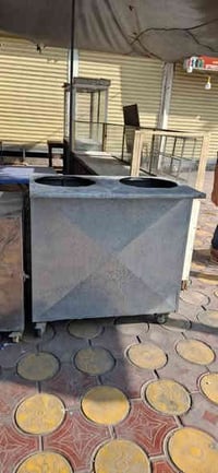 غراض مطعم للبيع كلهن نضيفات وشغلات عزلت المطعم من ورة العمال ورايد ابي...