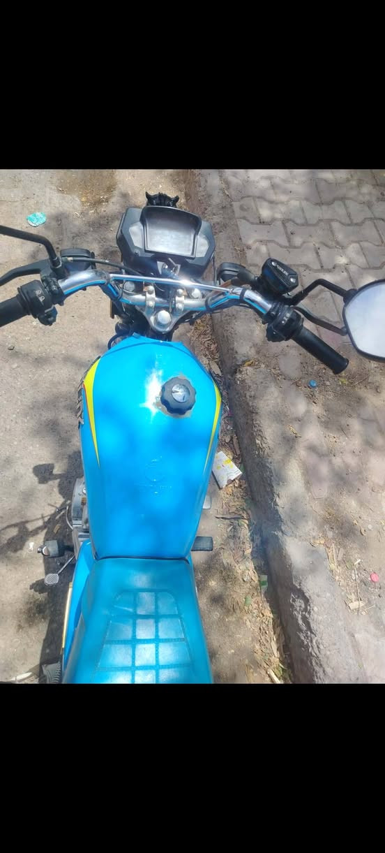 سلام عليكم دراجه إيراني للبيع موديل 24 سعر 600 وبيها مجال رقم ***********
