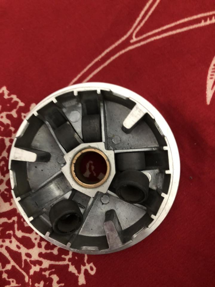 سلام عليك كلج رياضي مال 140عام للبيع جديد  شديته ساعه وشلته سعر ٤٠ رقم ***********
