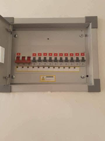 ابومسلم الكهربائي لجميع التأسيسات الكهربائيه بكل انواعها عمل مميز ومضمون وحسب طلب الزبون وبأسعار مناسبة ماعليك الا الاتصال بنا على الرقم *********** او مراسله الصفحه وتدلل
