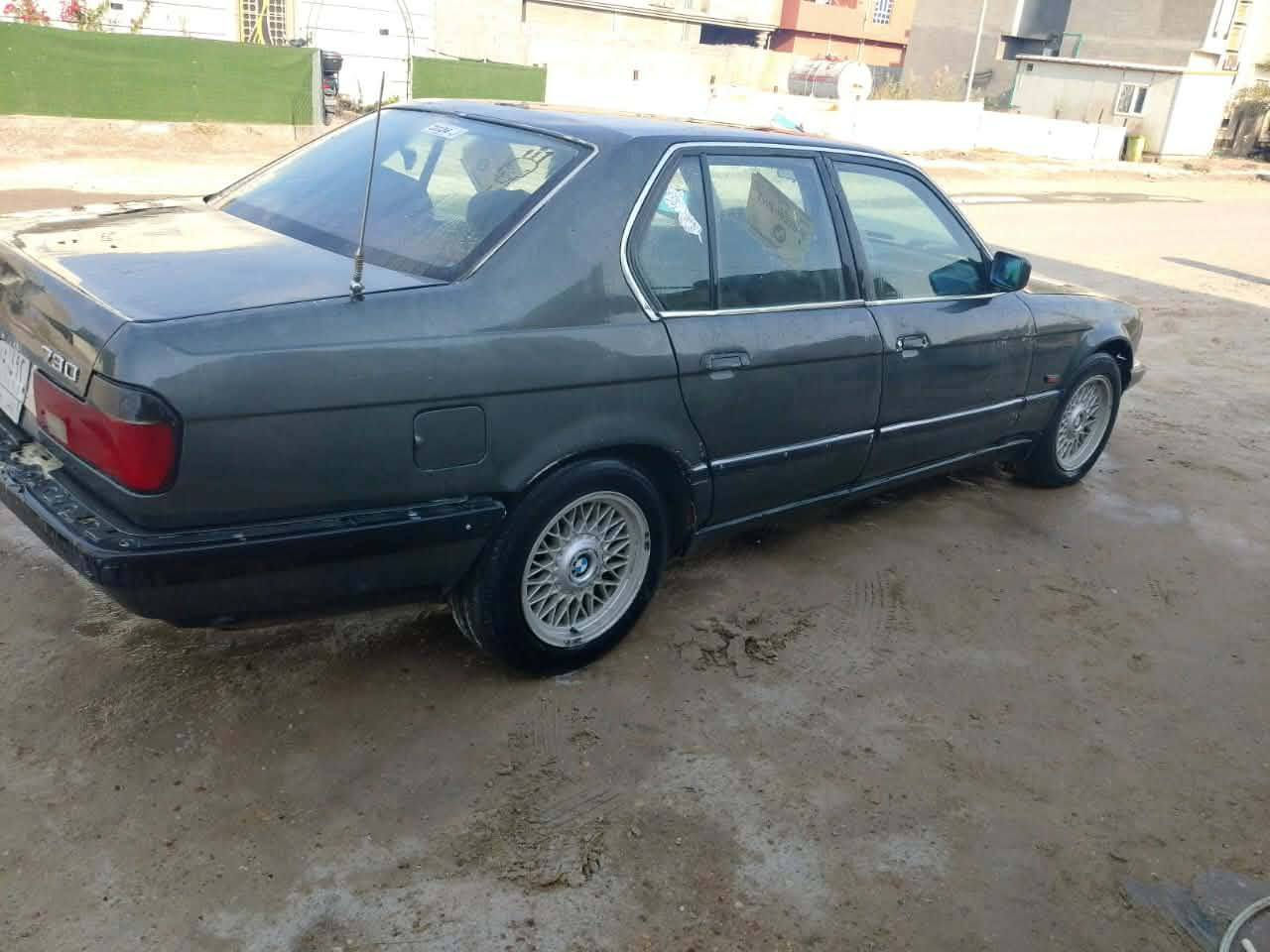 سياره بي ام للبيع السعر 40 ورقه سياره مقفوله 

***********
