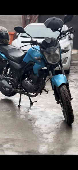 السلام عليكم 
دراجه كي واي للبيع محرك ١٥٠ موديل ٢٣ ماشيه ٥٠ الف
السعر مليون و٧٠٠ وبي مجال 

للتواصل ***********
