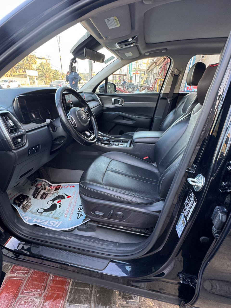 للبيع 
كيا سورنتوا  2021 ex 
رقم بغداد السيارة بأسمي 

الحادث بالسونار موضح بالصور 

‎مواصفاتها :-
. محرك 2500 تيربو
‎اعلى فئه ex
دفع رباعي 
‎ mi(105)ماشيه
‎. بانوراما
‎ بصمة : تشغيل - ابواب - صندوك
صندوك كهرباء
‎ شاشة  تدعم كاربلاي واندرويد اوتو 
‎. انظمة القيادة : سبورت - سمارت - نورمال - ثلوج 
‎كشنات جلد 
‎. اضواء ترحيب عند الاقتراب مع ترحيب 
‎. شحن وايرليس
‎كشنات Vp منفصله
منافذ شحن في الكشنات 
‎. هاند بريك دكمة
‎. اوتو هولد
‎. فول رادارات امامية وخلفية وجانبية
‎. تحديد مسار ذكي
‎. قيادة أليه ذكية
‎. نقطة عمياء
‎. كروز سرعة
‎.تدفئة كشنات 
.اطفاء ذاتي 
‎. كرسي كهربائي 
‎. ويل كب حجم 20 وحساس اطار  
‎.  رادار بالمري وتوقف جانبي عند الدوران الجانبي او الرجوع للخلف 
اشاير بالمري
‎. شاشة لمس 
‎. ستيرن فول تحكمات
بعد بيها مواصفات 
كربلاء المقدسة 
السعر 198 وبيه مجال 
متواجد على الفيس


**إذا كنت صاحب هذا الإعلان وتريد حذفه لأي سبب، رجاءا أرسل رسالة إلى الدعم الفني**