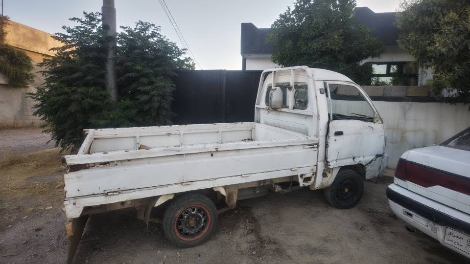 فاو 
ئەکسلو کابلێتەری تازەیە
مەکینەی بە نیو سلف ئیشەکات
مەکینەی سەوتی تیایە
ئەڕوا بەڕێیا
 هەموو گیانی تەقەو ڕەقەیە
بەشەرتی مشتێ ئاسن ئەیفرۆشم
بەس زەمانی ماڵی مەدەنی ئەکەم
بە پارچەش ئەیفرۆشم
لەهەلەبجەی کۆنم
بای ٧٥٠ هەزارە حلبجة, السليمانية


**إذا كنت صاحب هذا الإعلان وتريد حذفه لأي سبب، رجاءا أرسل رسالة إلى الدعم الفني**