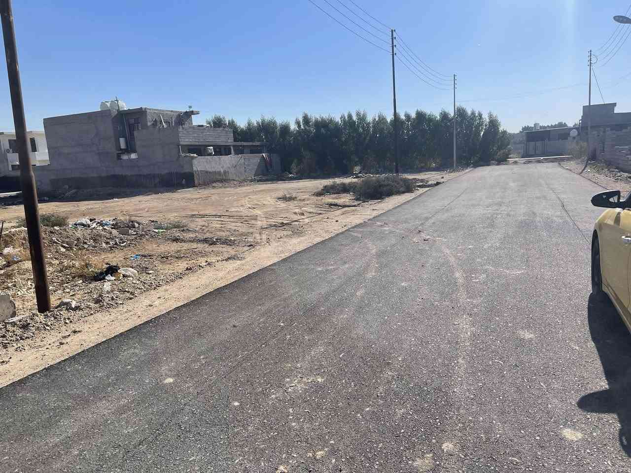 سلام عليكم 
هيكل مساحه 200م للبيع زراعي شهداء التصنيع خدمات كامله قرب دائره الكهرباء ثالث قطعه من الشارع (***********)بغداد المدائن سلمان باك سعر مناسب
