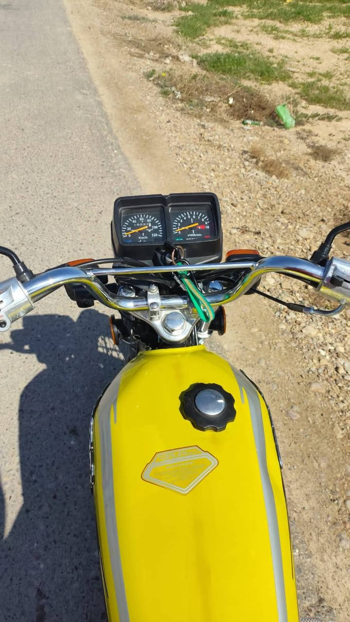 سلام عليكم دراجه مكفوله اوراق اصولي موديل 25دراجه مامشيه بلادي المكان بغداد جسر ديالى الجديد السعر 750وبيه مجال قليل هذا رقمي ***********
